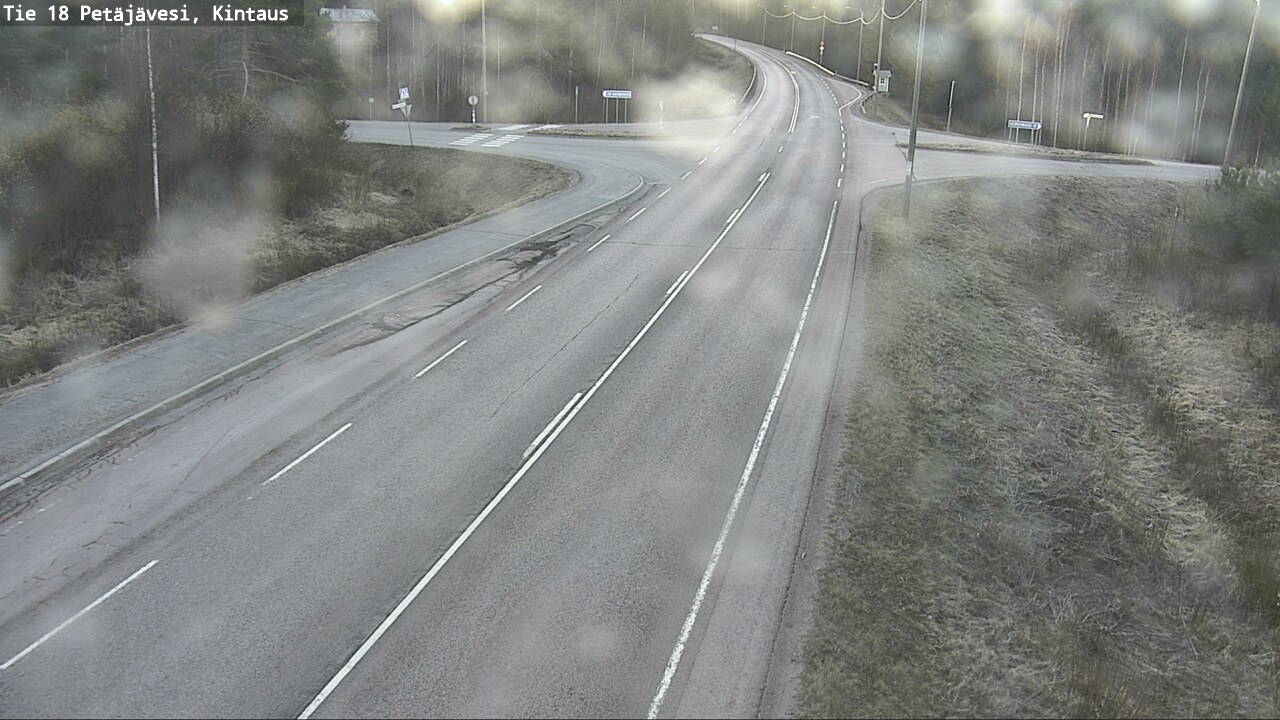 Weather Camera Image Väg 18 Petäjävesi, Kintaus, Petäjävesi, Keski-Suomi
