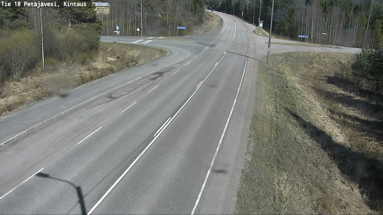 Weather Camera Image Väg 18 Petäjävesi, Kintaus, Petäjävesi, Keski-Suomi