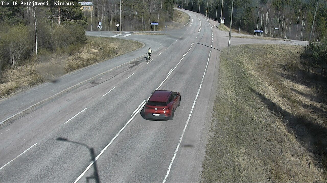 Weather Camera Image Väg 18 Petäjävesi, Kintaus, Petäjävesi, Keski-Suomi