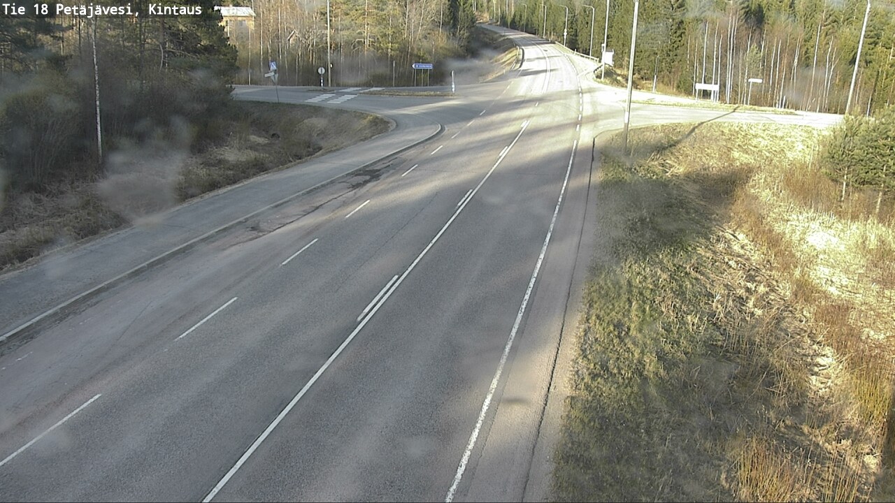Weather Camera Image Väg 18 Petäjävesi, Kintaus, Petäjävesi, Keski-Suomi