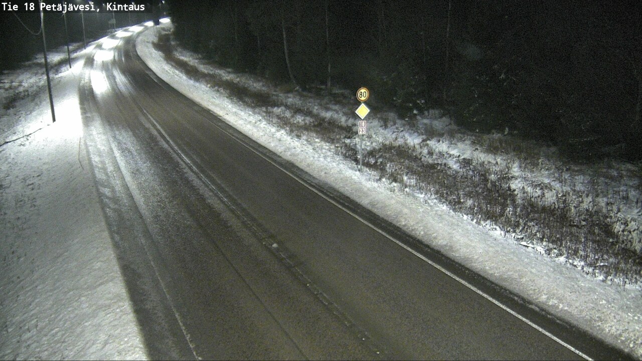 Weather Camera Image Väg 18 Petäjävesi, Kintaus, Petäjävesi, Keski-Suomi