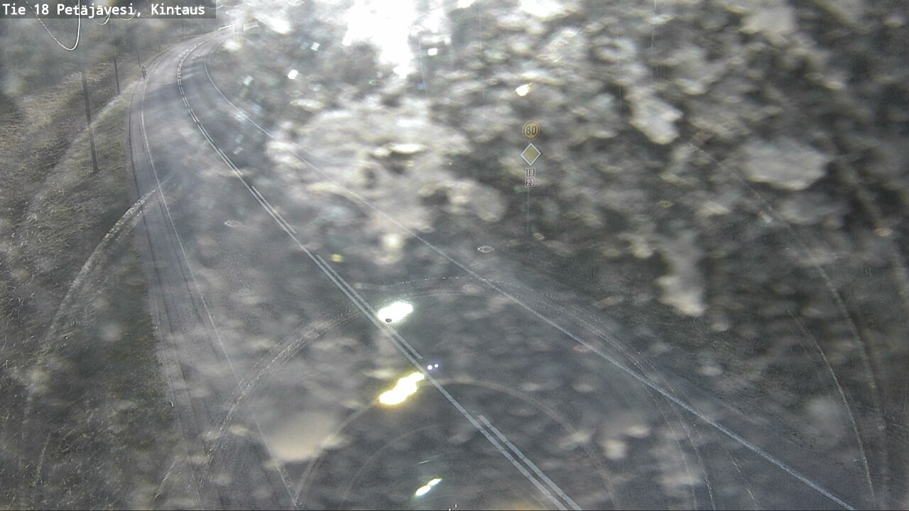 Weather Camera Image Väg 18 Petäjävesi, Kintaus, Petäjävesi, Keski-Suomi