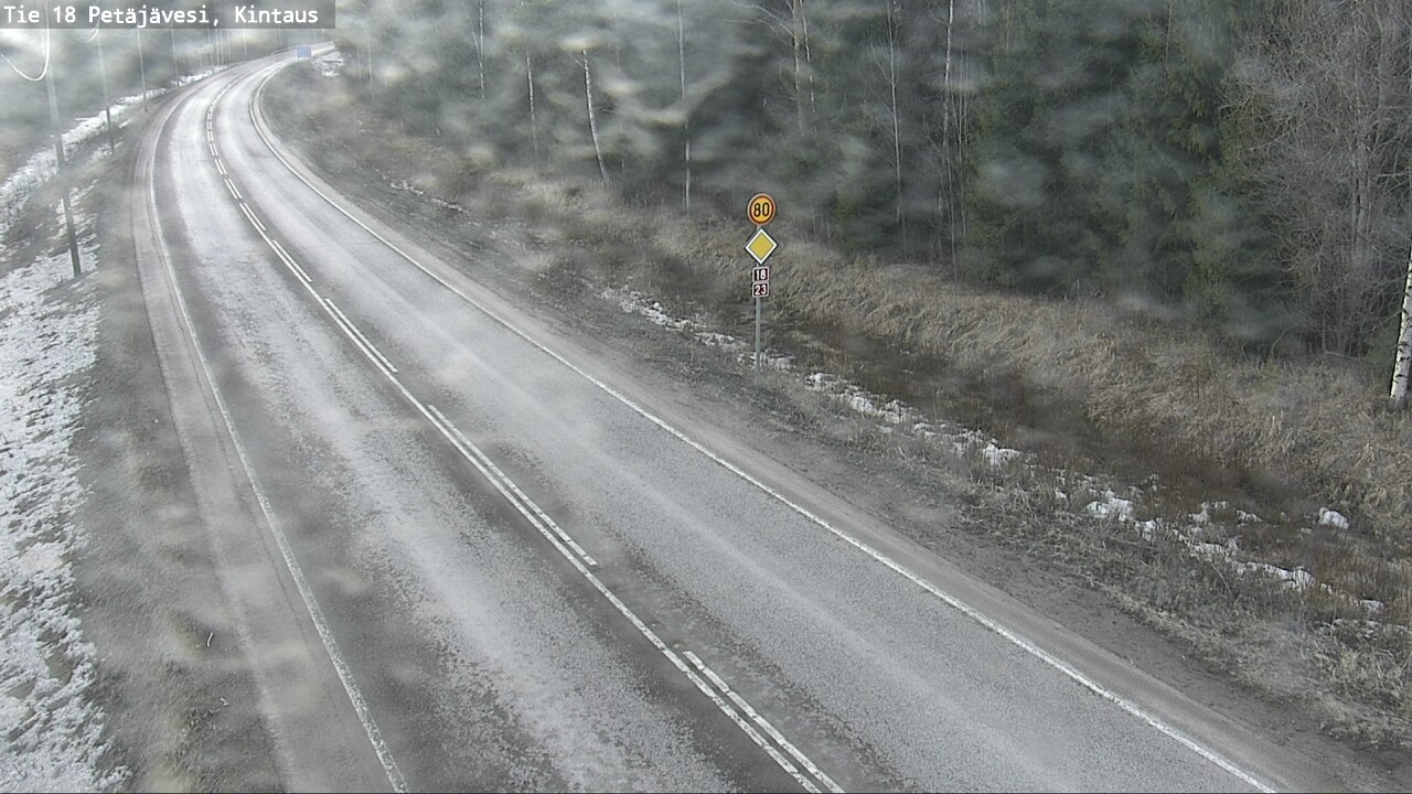 Weather Camera Image Väg 18 Petäjävesi, Kintaus, Petäjävesi, Keski-Suomi