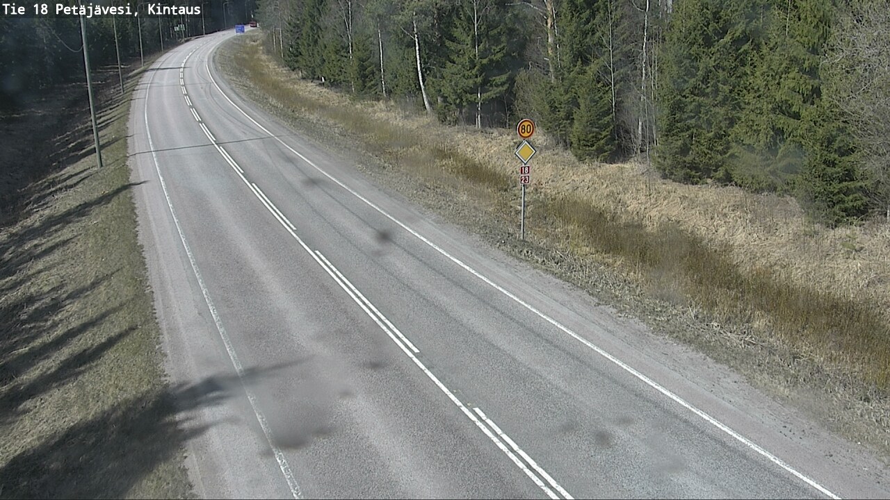 Weather Camera Image Väg 18 Petäjävesi, Kintaus, Petäjävesi, Keski-Suomi