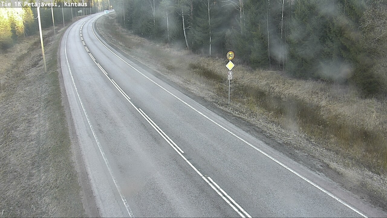 Weather Camera Image Väg 18 Petäjävesi, Kintaus, Petäjävesi, Keski-Suomi