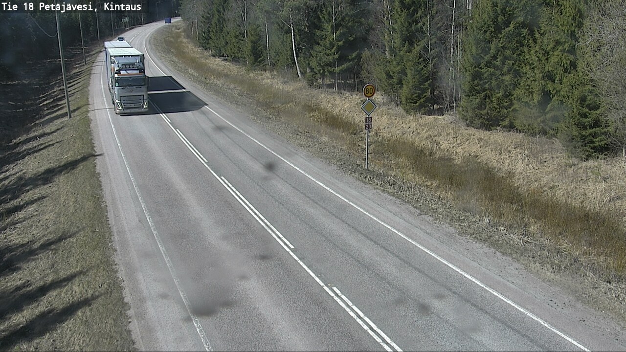 Weather Camera Image Väg 18 Petäjävesi, Kintaus, Petäjävesi, Keski-Suomi