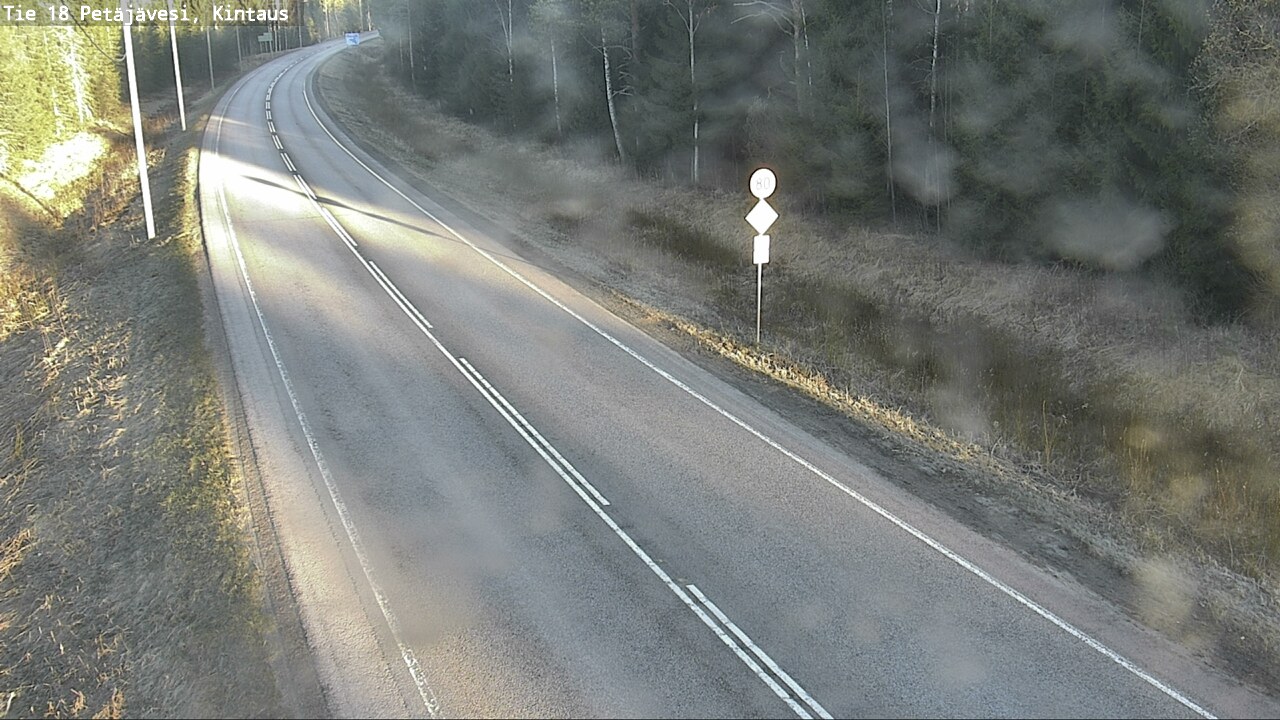 Weather Camera Image Väg 18 Petäjävesi, Kintaus, Petäjävesi, Keski-Suomi