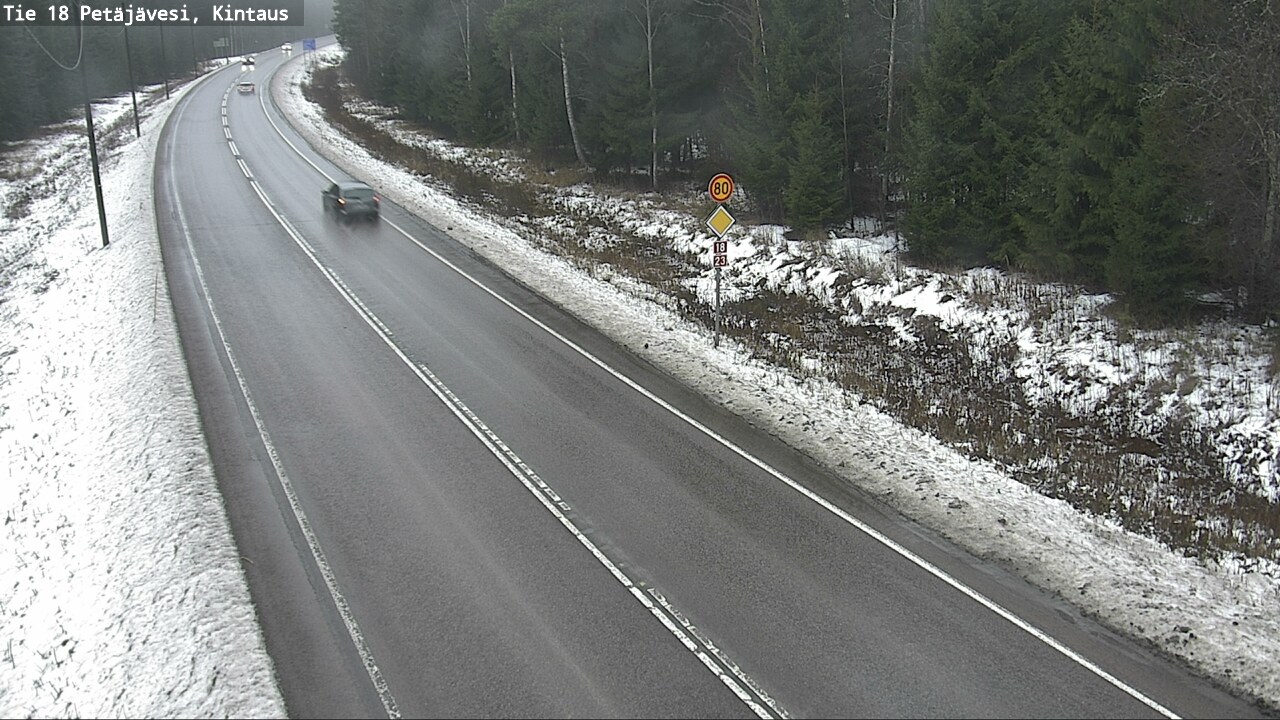 Weather Camera Image Väg 18 Petäjävesi, Kintaus, Petäjävesi, Keski-Suomi