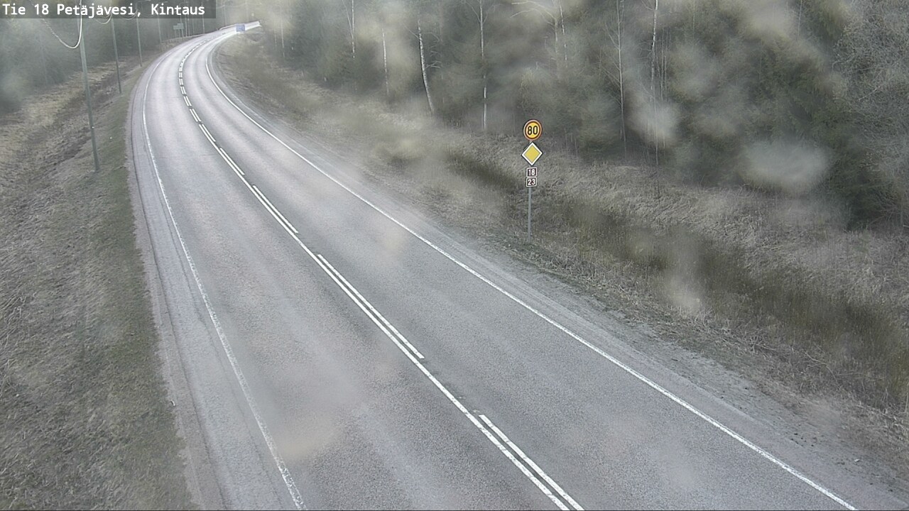 Weather Camera Image Väg 18 Petäjävesi, Kintaus, Petäjävesi, Keski-Suomi