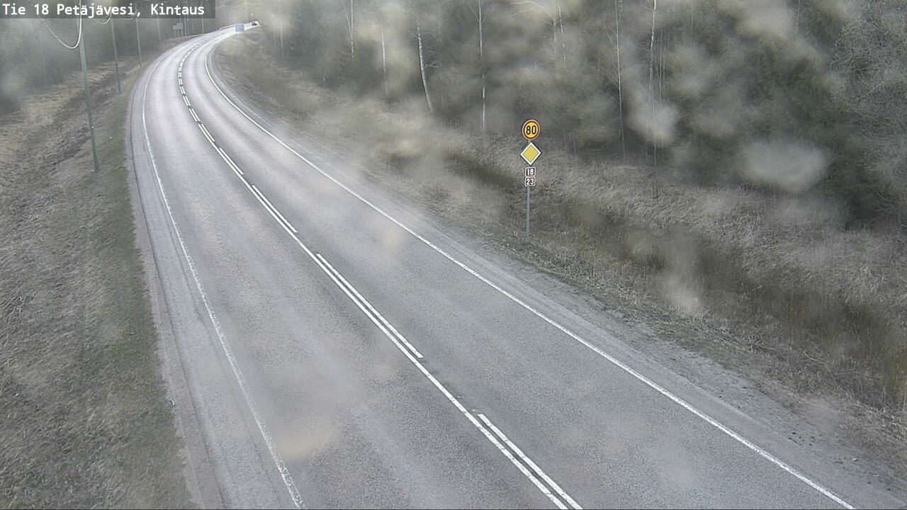 Weather Camera Image Väg 18 Petäjävesi, Kintaus, Petäjävesi, Keski-Suomi