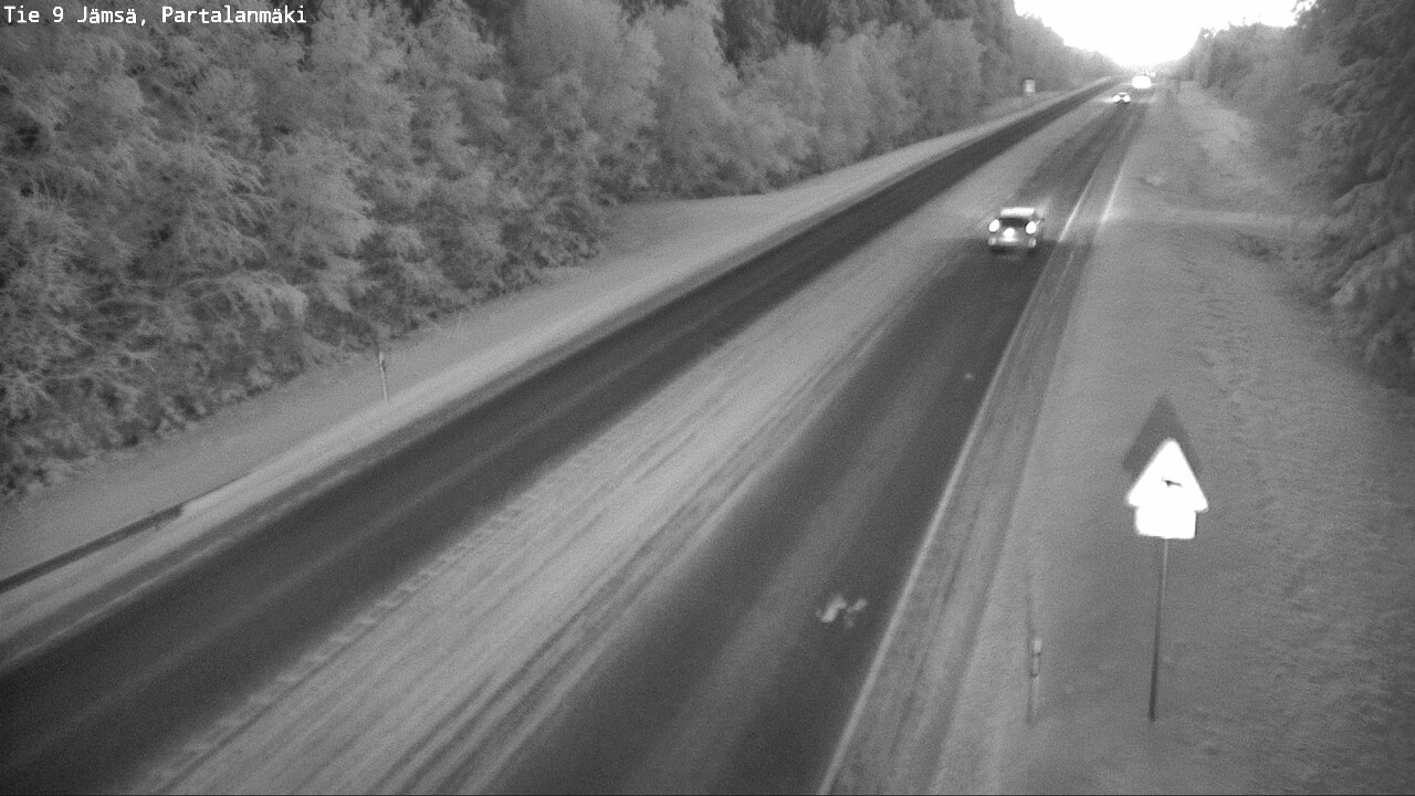 Weather Camera Image Väg 9 Jämsä, Partalanmäki, Jämsä, Keski-Suomi