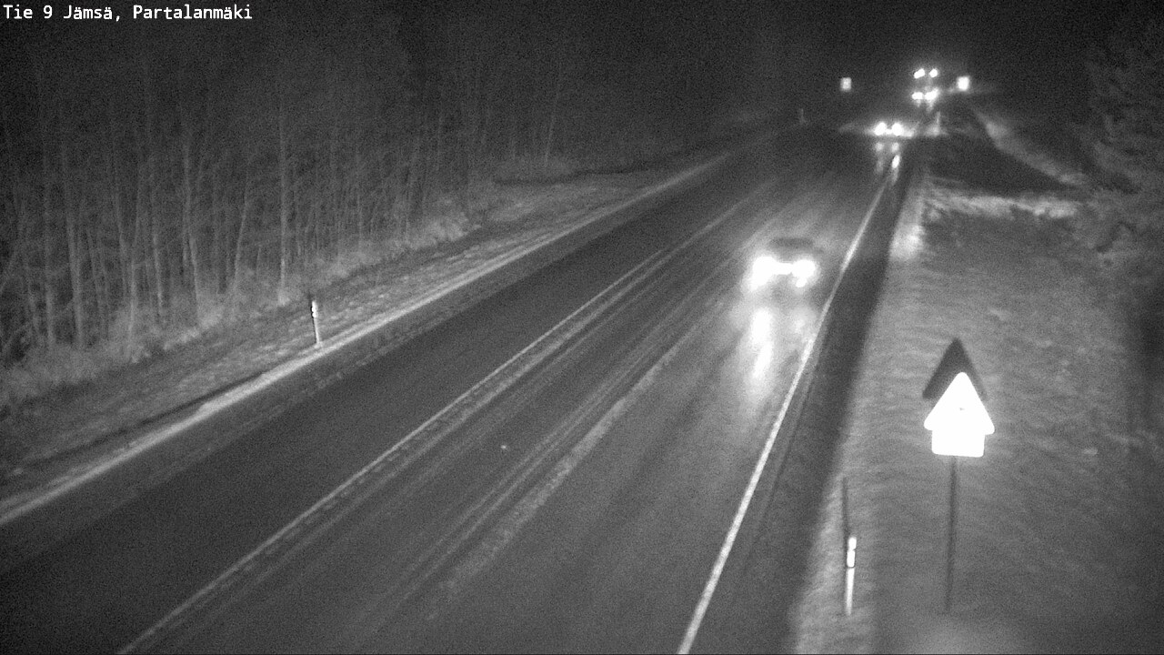 Weather Camera Image Väg 9 Jämsä, Partalanmäki, Jämsä, Keski-Suomi