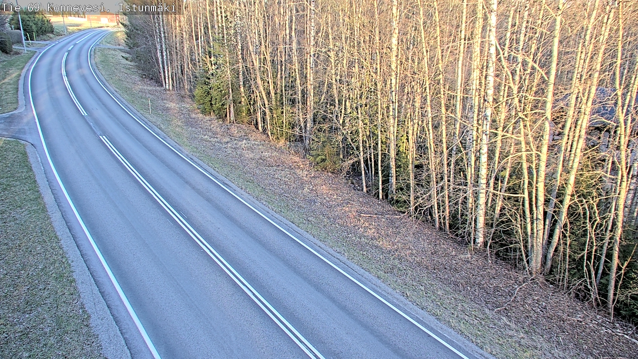 Weather Camera Image Väg 69 Konnevesi, Istunmäki, Konnevesi, Keski-Suomi