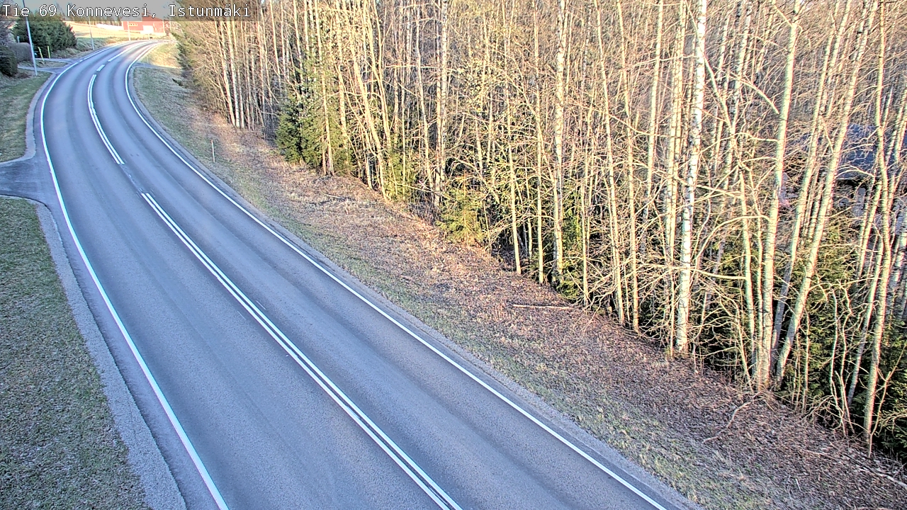 Weather Camera Image Väg 69 Konnevesi, Istunmäki, Konnevesi, Keski-Suomi