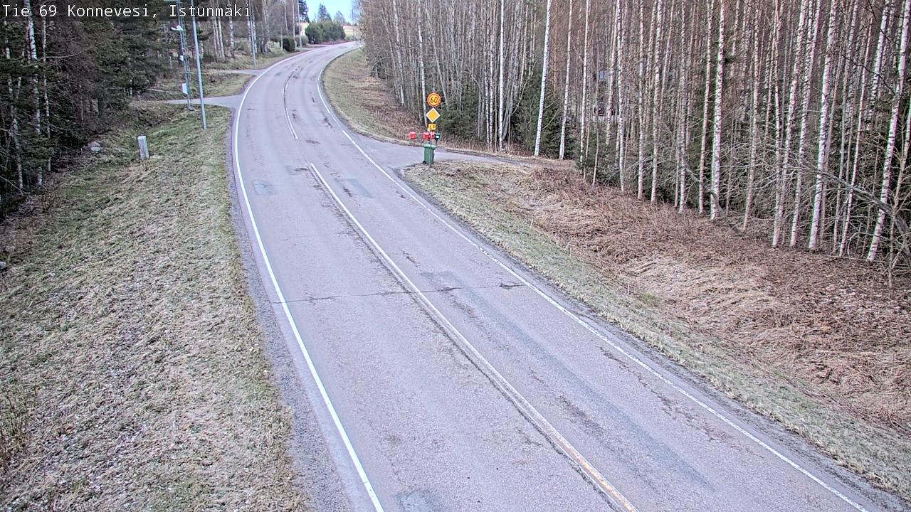 Weather Camera Image Väg 69 Konnevesi, Istunmäki, Konnevesi, Keski-Suomi