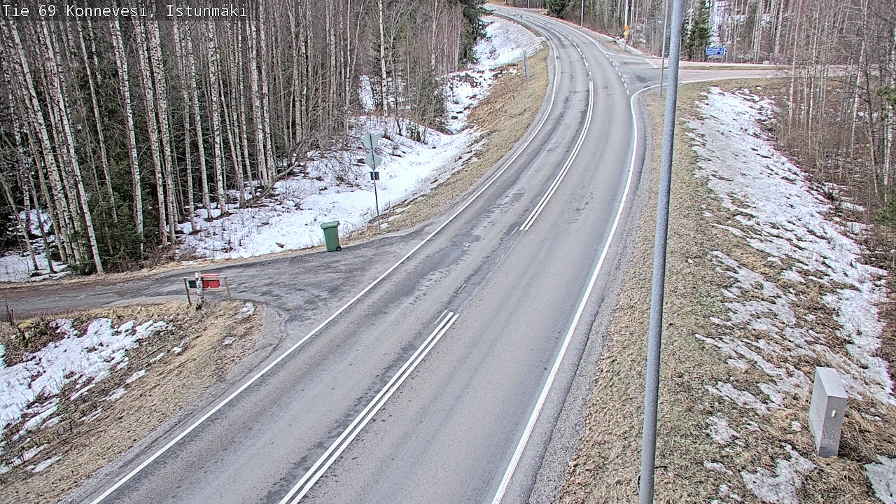 Weather Camera Image Väg 69 Konnevesi, Istunmäki, Konnevesi, Keski-Suomi