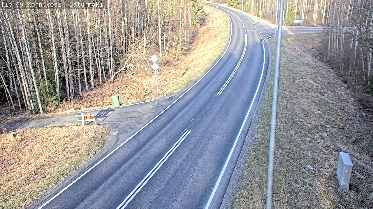 Weather Camera Image Väg 69 Konnevesi, Istunmäki, Konnevesi, Keski-Suomi