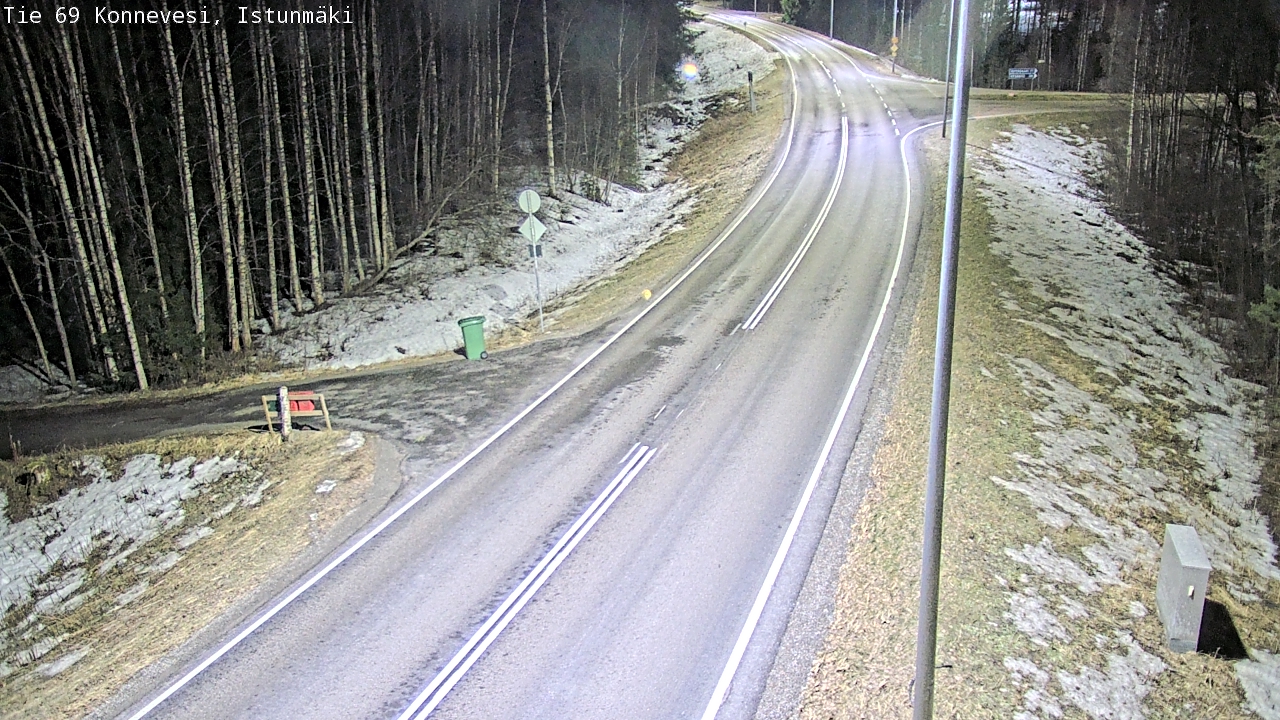 Weather Camera Image Väg 69 Konnevesi, Istunmäki, Konnevesi, Keski-Suomi