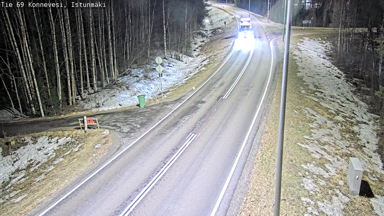 Weather Camera Image Väg 69 Konnevesi, Istunmäki, Konnevesi, Keski-Suomi
