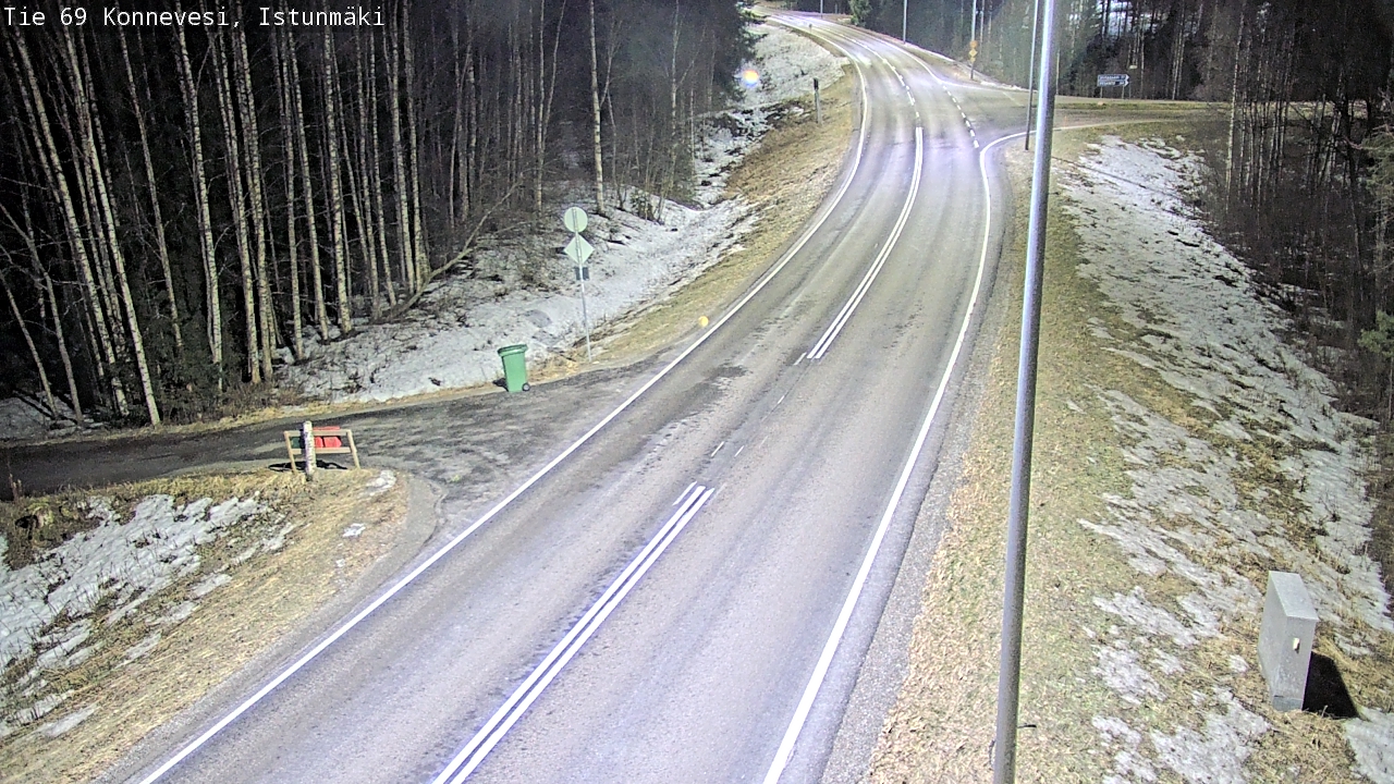 Weather Camera Image Väg 69 Konnevesi, Istunmäki, Konnevesi, Keski-Suomi