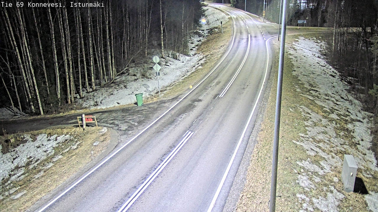 Weather Camera Image Väg 69 Konnevesi, Istunmäki, Konnevesi, Keski-Suomi