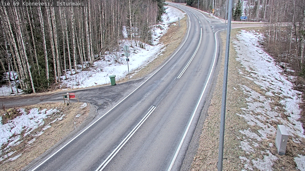 Weather Camera Image Väg 69 Konnevesi, Istunmäki, Konnevesi, Keski-Suomi