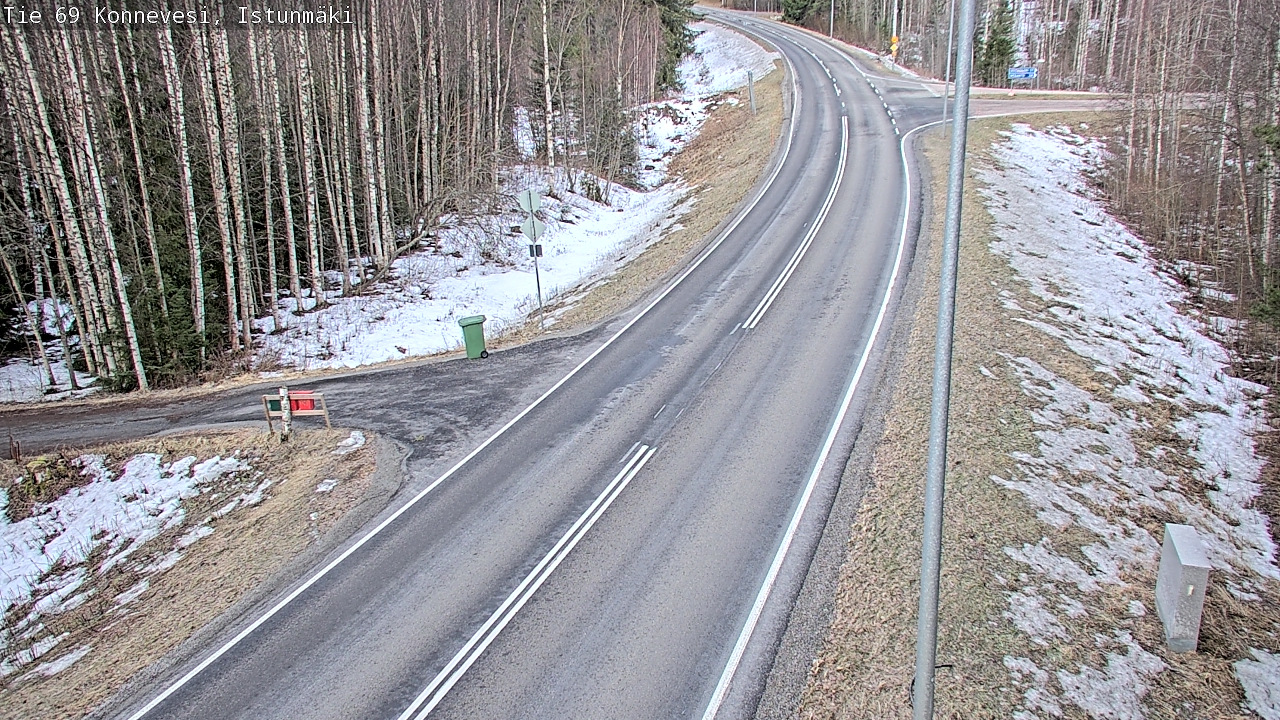 Weather Camera Image Väg 69 Konnevesi, Istunmäki, Konnevesi, Keski-Suomi