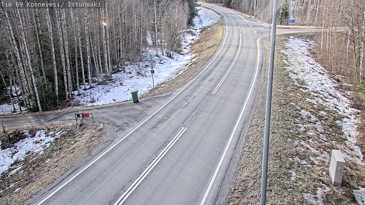 Weather Camera Image Väg 69 Konnevesi, Istunmäki, Konnevesi, Keski-Suomi
