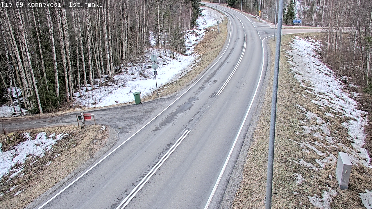 Weather Camera Image Väg 69 Konnevesi, Istunmäki, Konnevesi, Keski-Suomi