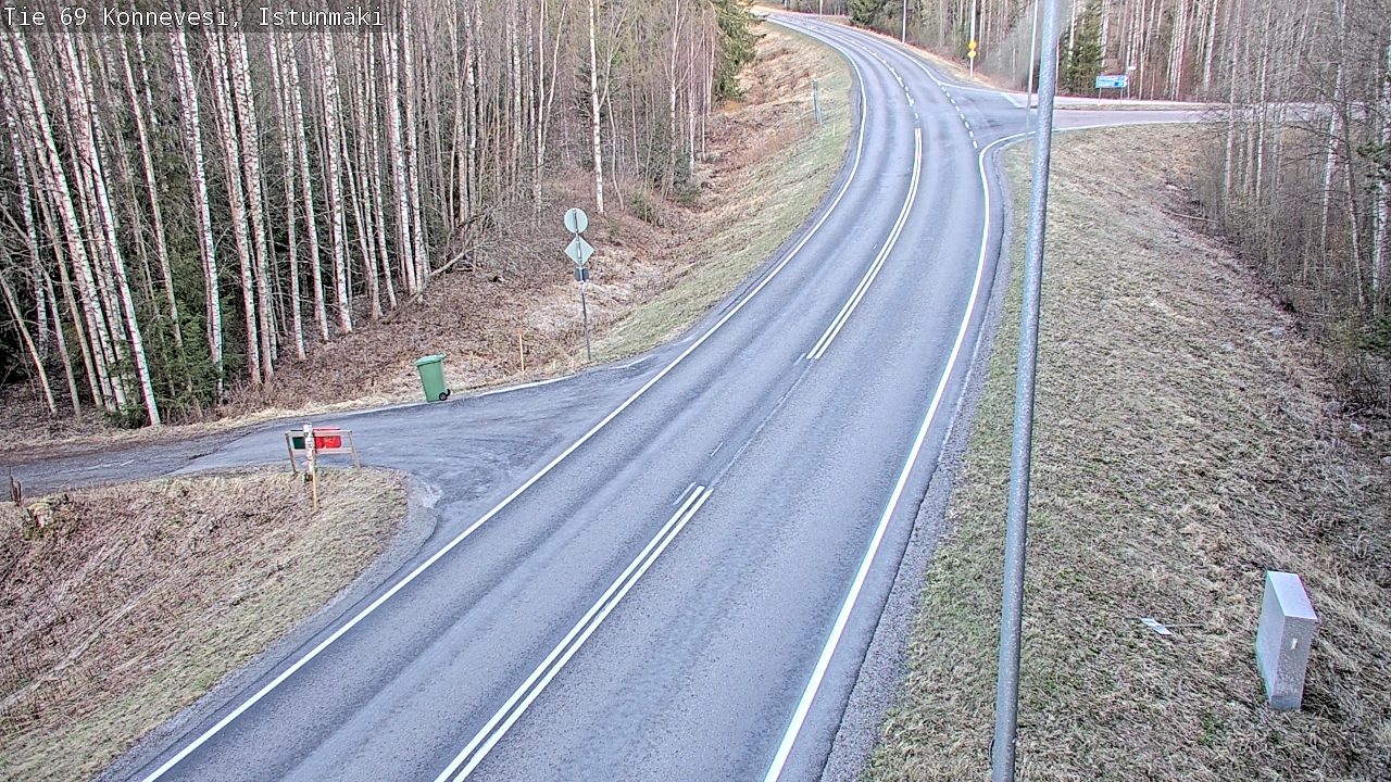 Weather Camera Image Väg 69 Konnevesi, Istunmäki, Konnevesi, Keski-Suomi