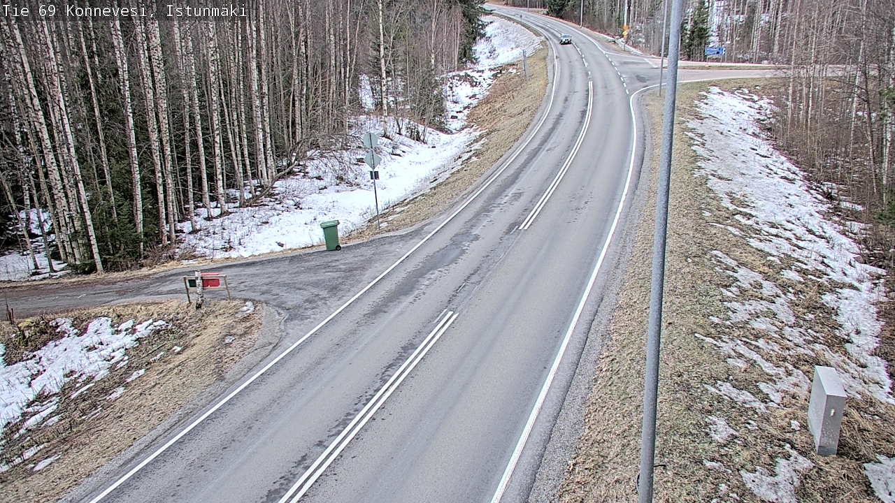 Weather Camera Image Väg 69 Konnevesi, Istunmäki, Konnevesi, Keski-Suomi