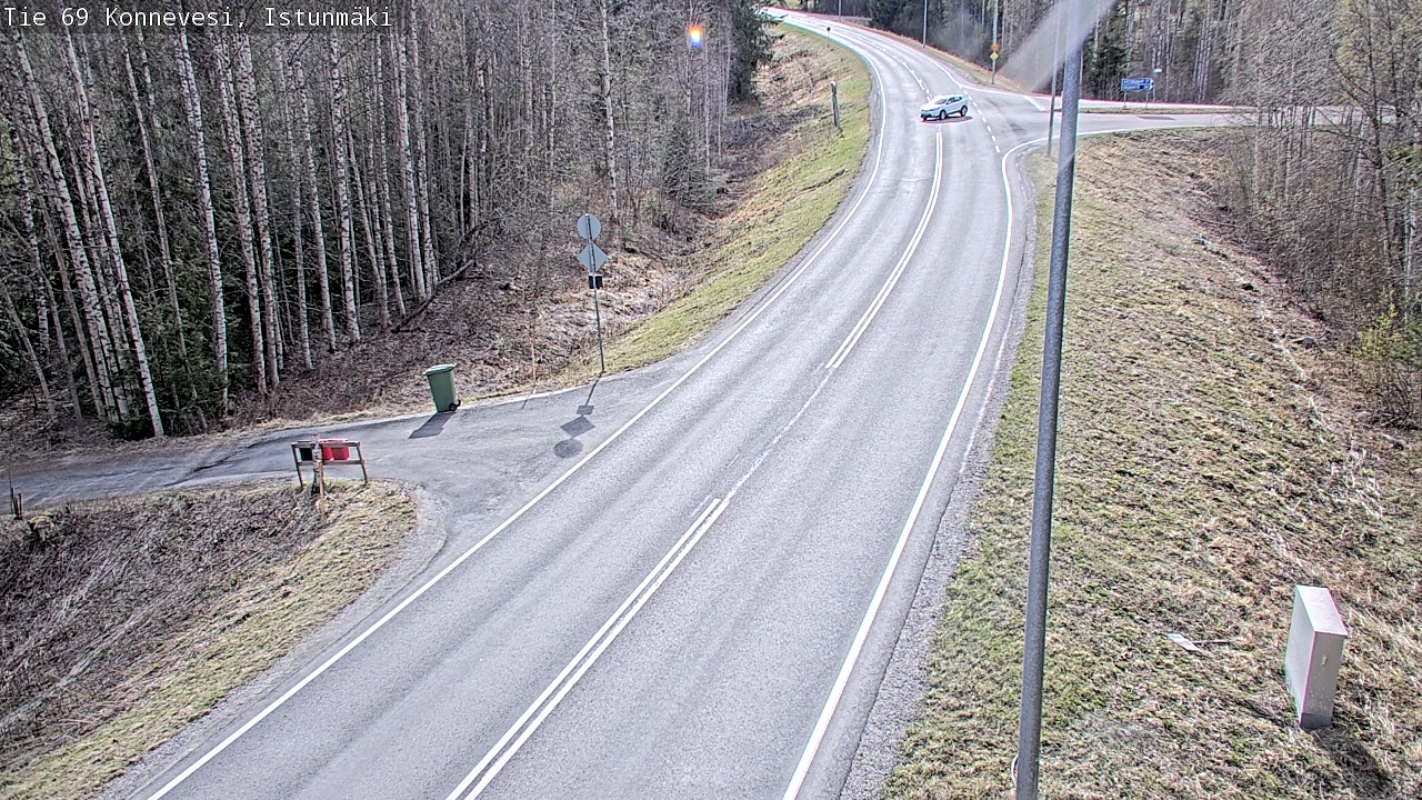 Weather Camera Image Väg 69 Konnevesi, Istunmäki, Konnevesi, Keski-Suomi