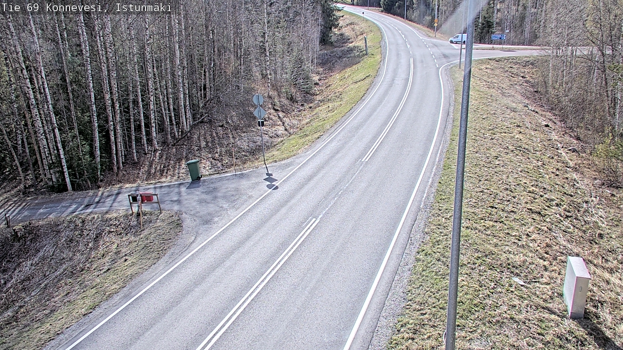 Weather Camera Image Väg 69 Konnevesi, Istunmäki, Konnevesi, Keski-Suomi