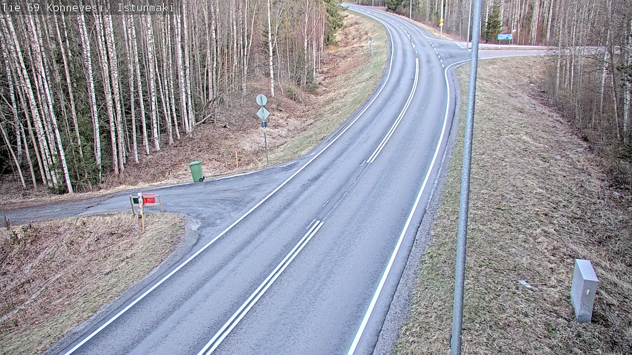 Weather Camera Image Väg 69 Konnevesi, Istunmäki, Konnevesi, Keski-Suomi