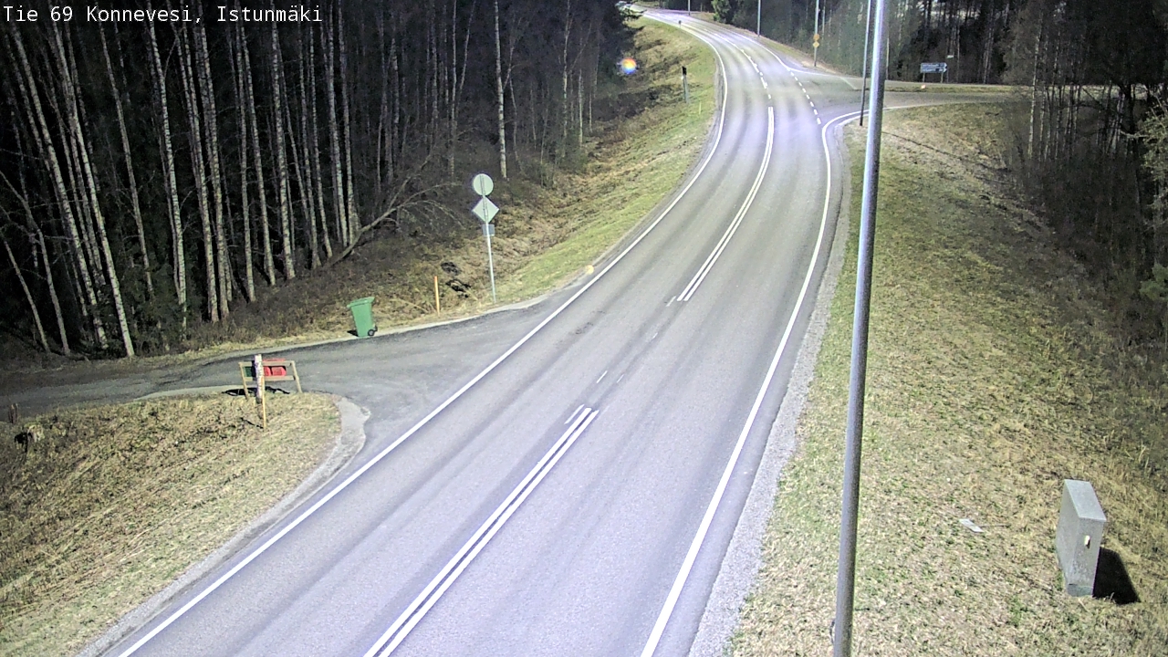 Weather Camera Image Väg 69 Konnevesi, Istunmäki, Konnevesi, Keski-Suomi