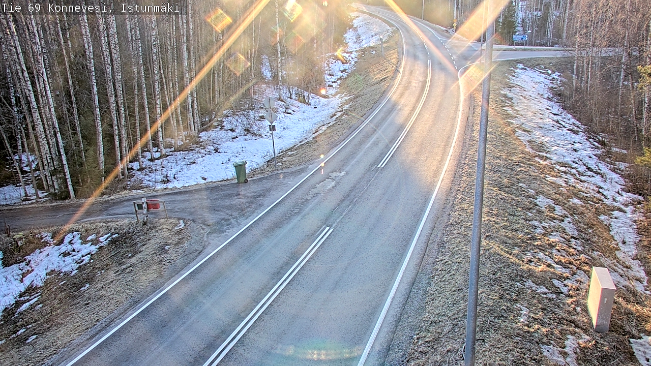 Weather Camera Image Väg 69 Konnevesi, Istunmäki, Konnevesi, Keski-Suomi