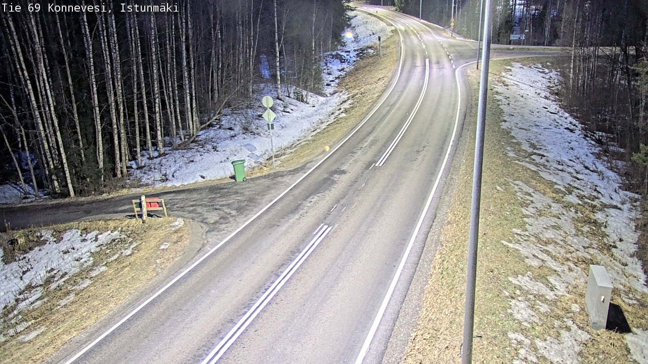 Weather Camera Image Väg 69 Konnevesi, Istunmäki, Konnevesi, Keski-Suomi