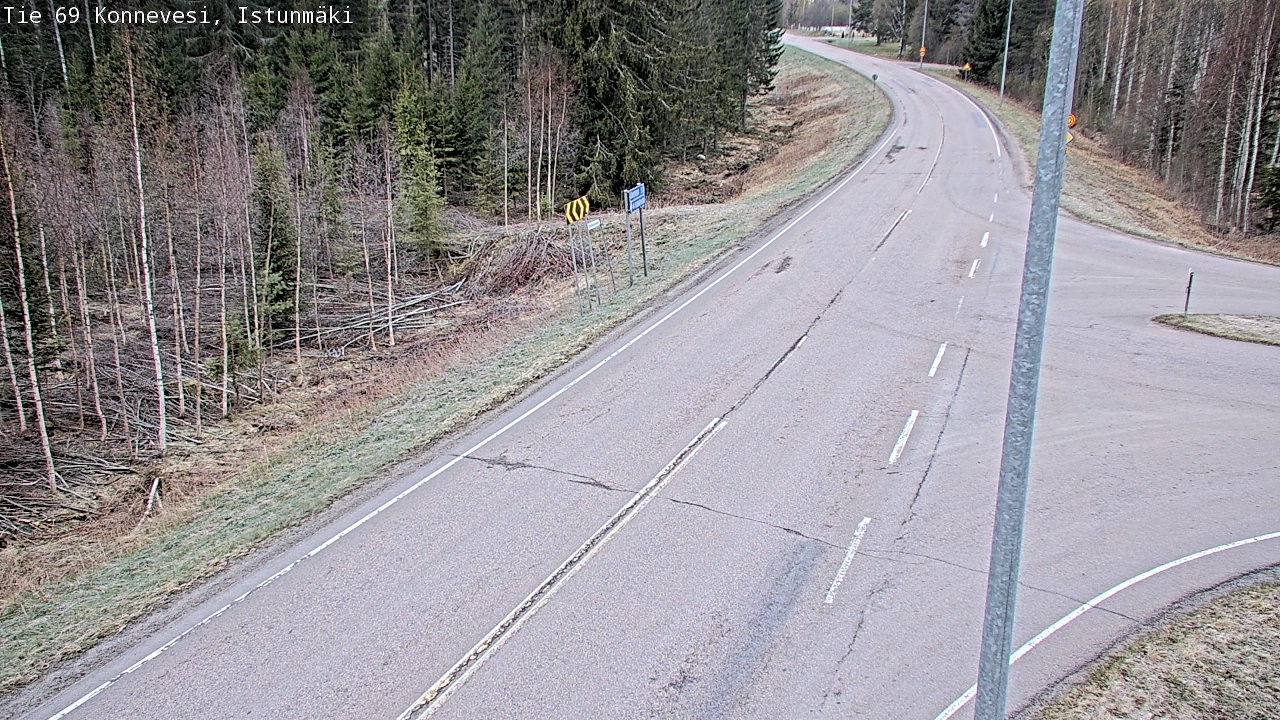 Weather Camera Image Väg 69 Konnevesi, Istunmäki, Konnevesi, Keski-Suomi