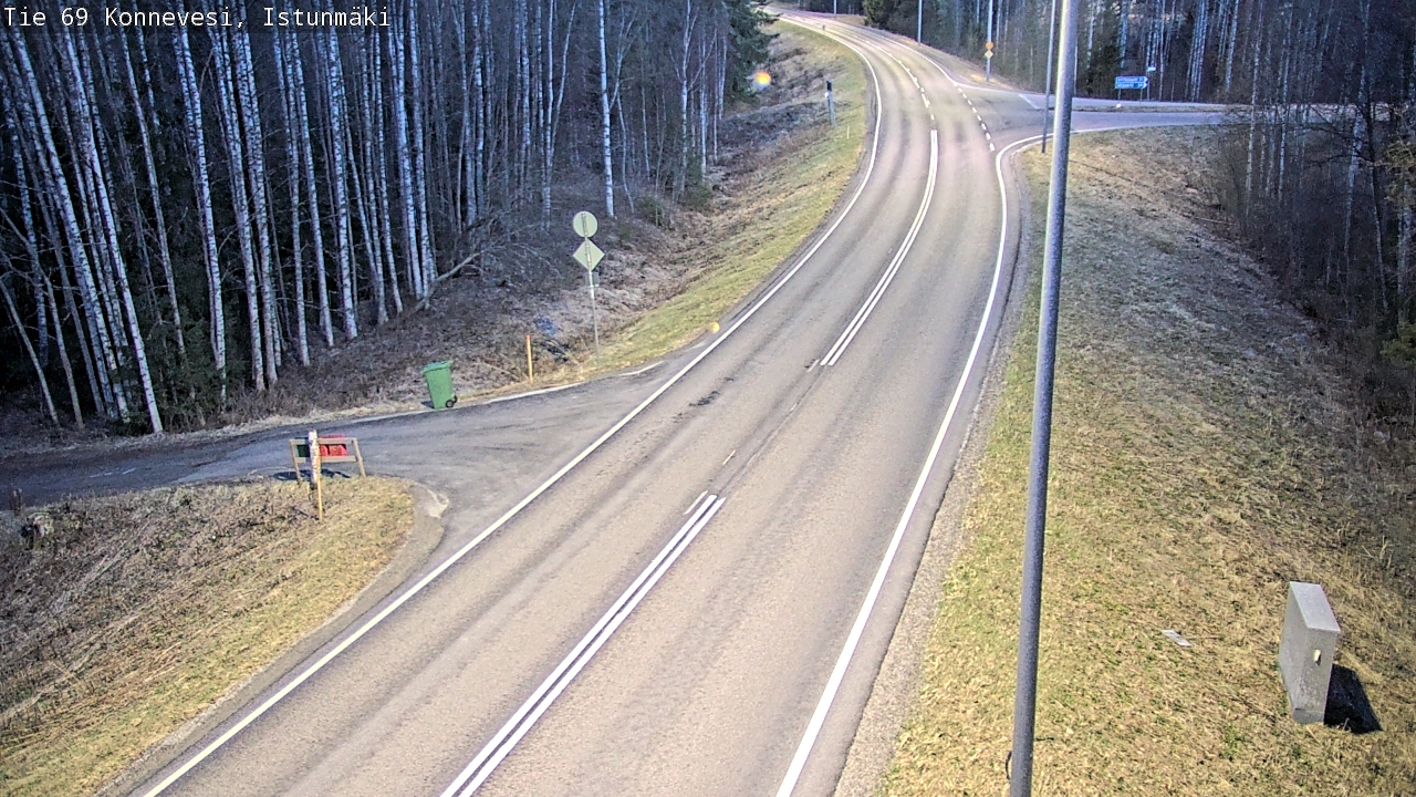 Weather Camera Image Väg 69 Konnevesi, Istunmäki, Konnevesi, Keski-Suomi
