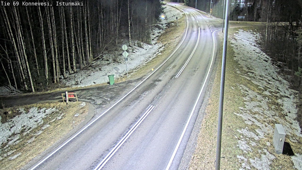 Weather Camera Image Väg 69 Konnevesi, Istunmäki, Konnevesi, Keski-Suomi
