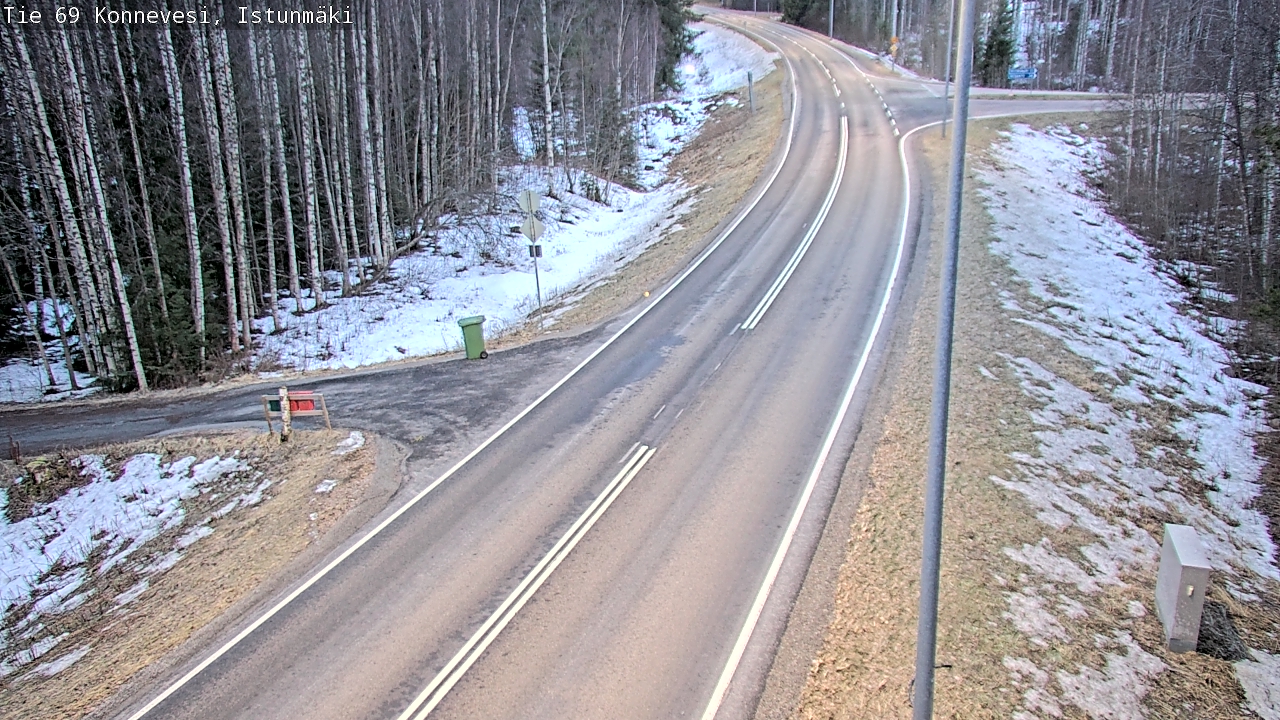 Weather Camera Image Väg 69 Konnevesi, Istunmäki, Konnevesi, Keski-Suomi