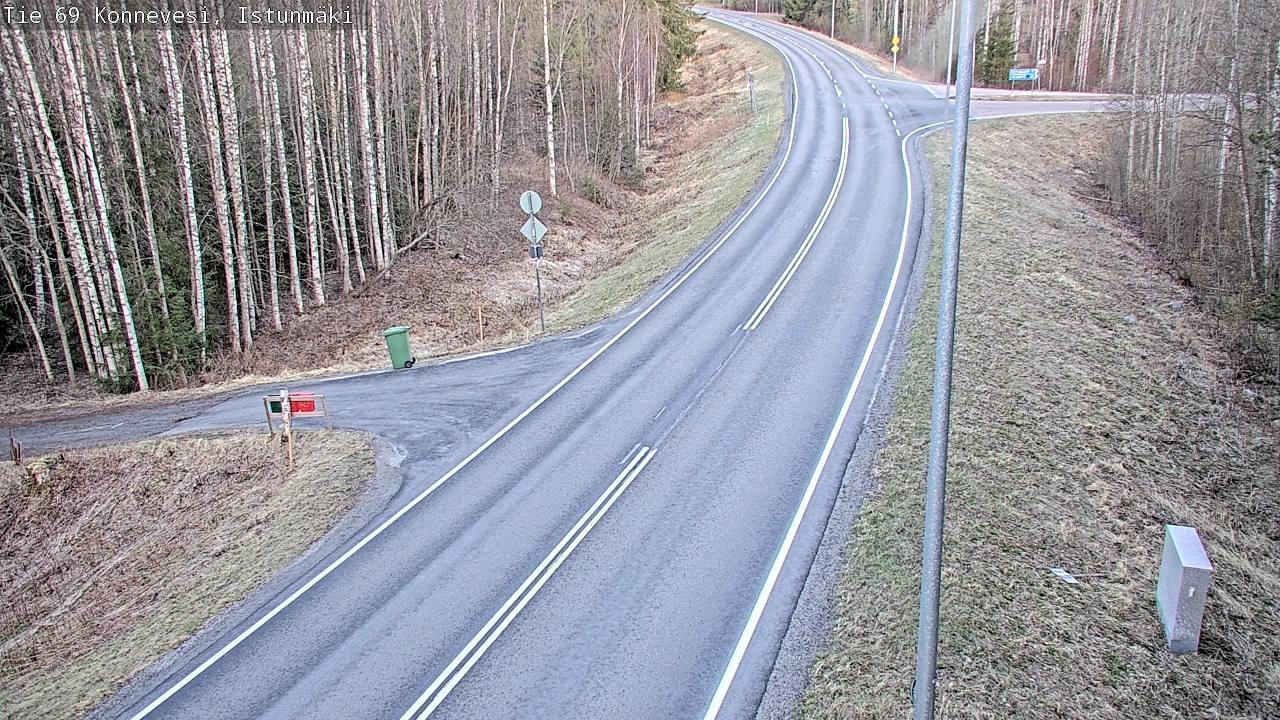 Weather Camera Image Väg 69 Konnevesi, Istunmäki, Konnevesi, Keski-Suomi