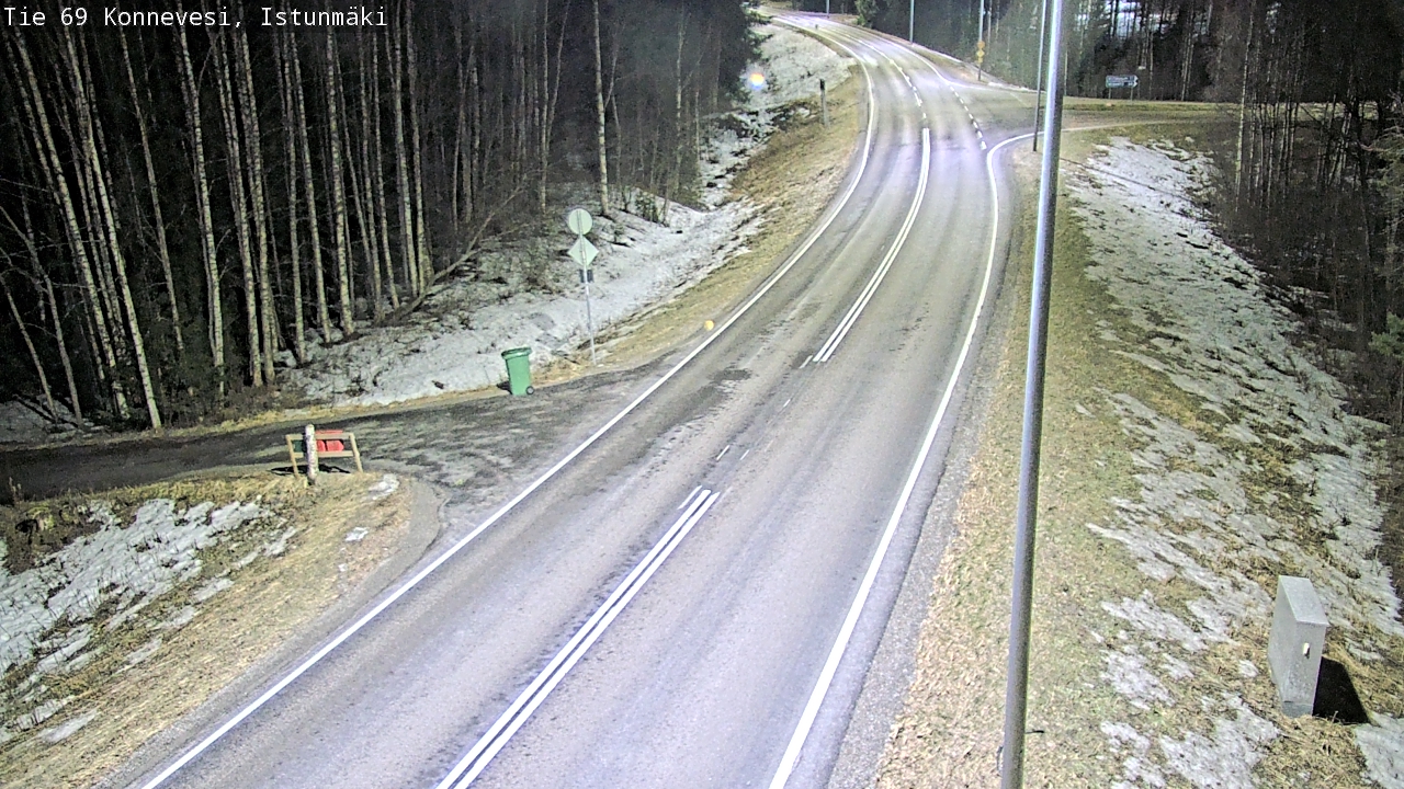 Weather Camera Image Väg 69 Konnevesi, Istunmäki, Konnevesi, Keski-Suomi