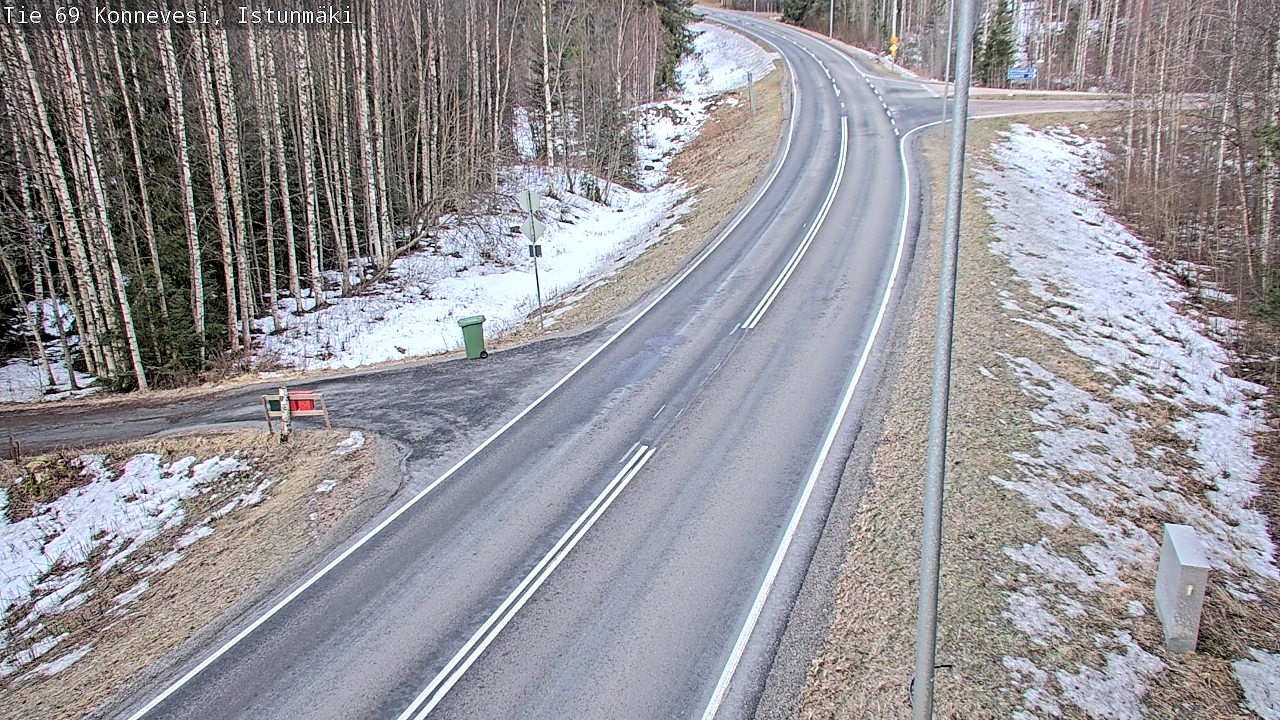 Weather Camera Image Väg 69 Konnevesi, Istunmäki, Konnevesi, Keski-Suomi