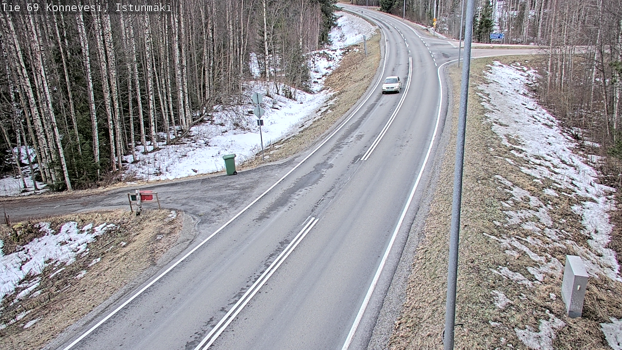 Weather Camera Image Väg 69 Konnevesi, Istunmäki, Konnevesi, Keski-Suomi