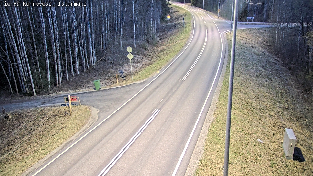 Weather Camera Image Väg 69 Konnevesi, Istunmäki, Konnevesi, Keski-Suomi