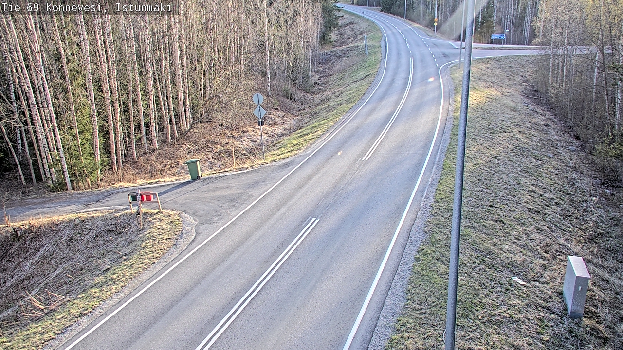 Weather Camera Image Väg 69 Konnevesi, Istunmäki, Konnevesi, Keski-Suomi