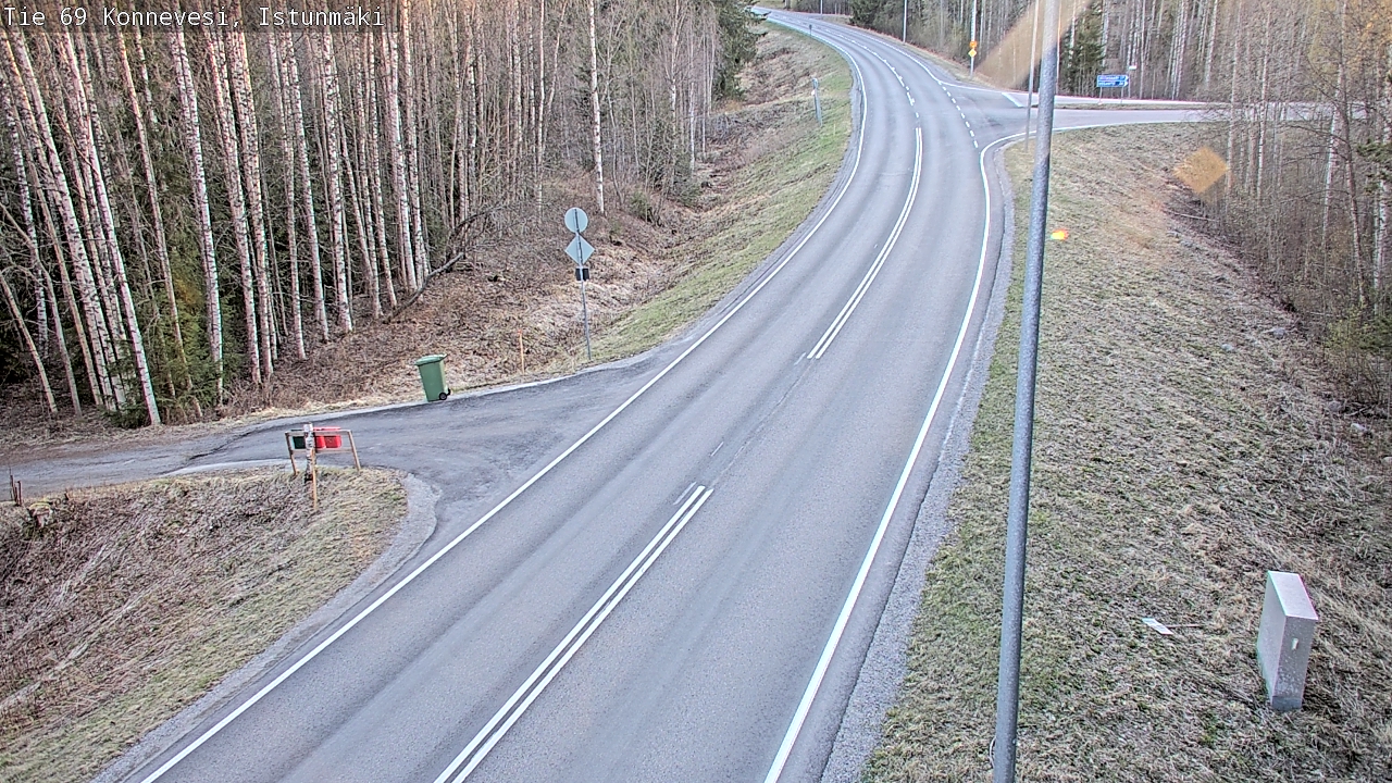 Weather Camera Image Väg 69 Konnevesi, Istunmäki, Konnevesi, Keski-Suomi