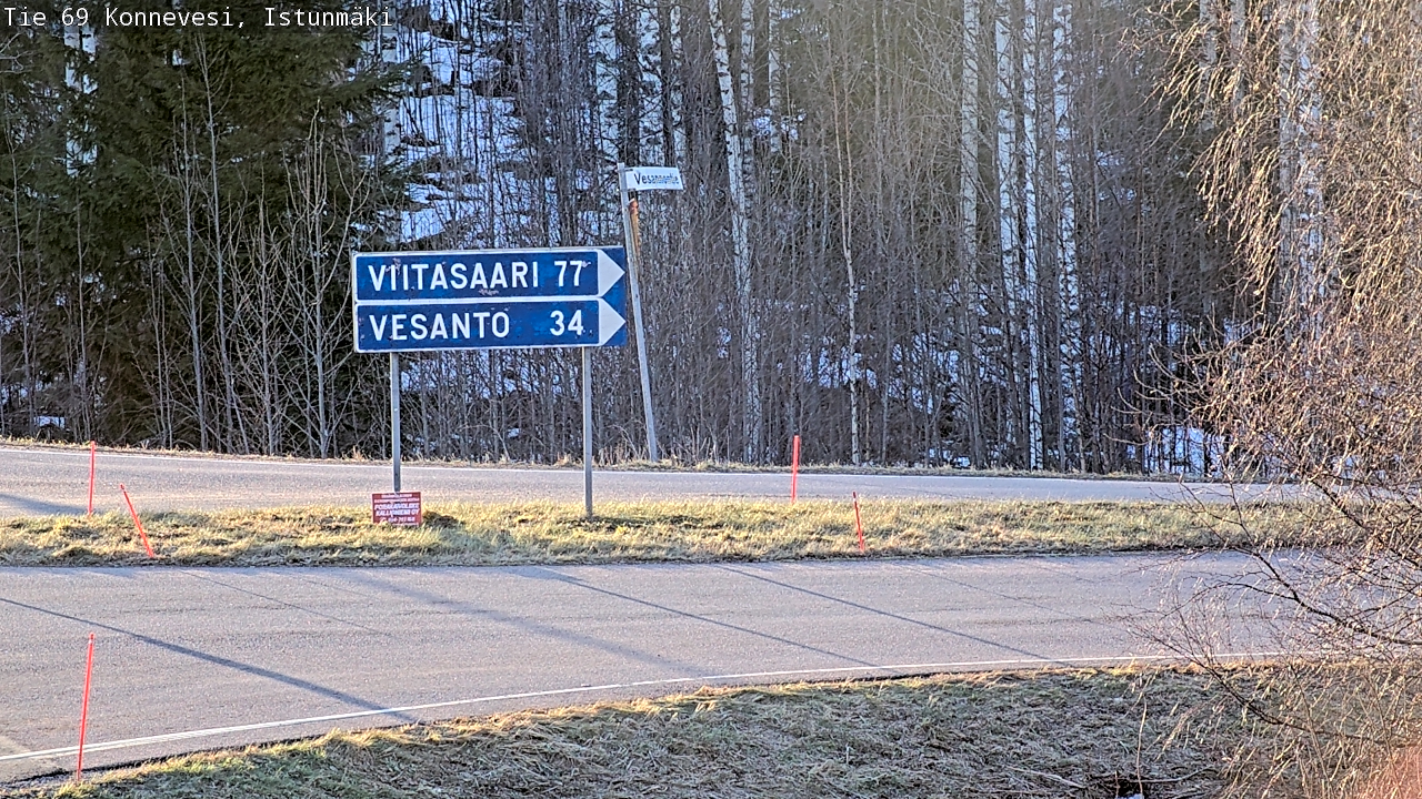 Weather Camera Image Väg 69 Konnevesi, Istunmäki, Konnevesi, Keski-Suomi
