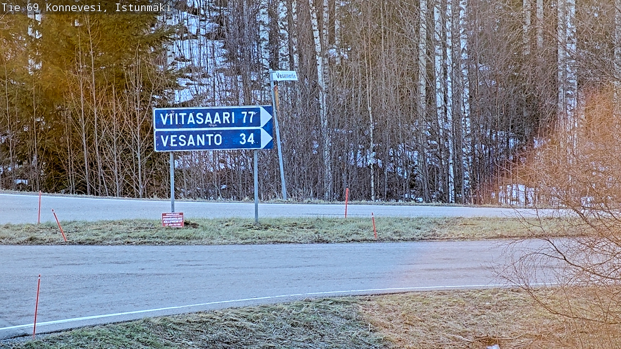 Weather Camera Image Väg 69 Konnevesi, Istunmäki, Konnevesi, Keski-Suomi